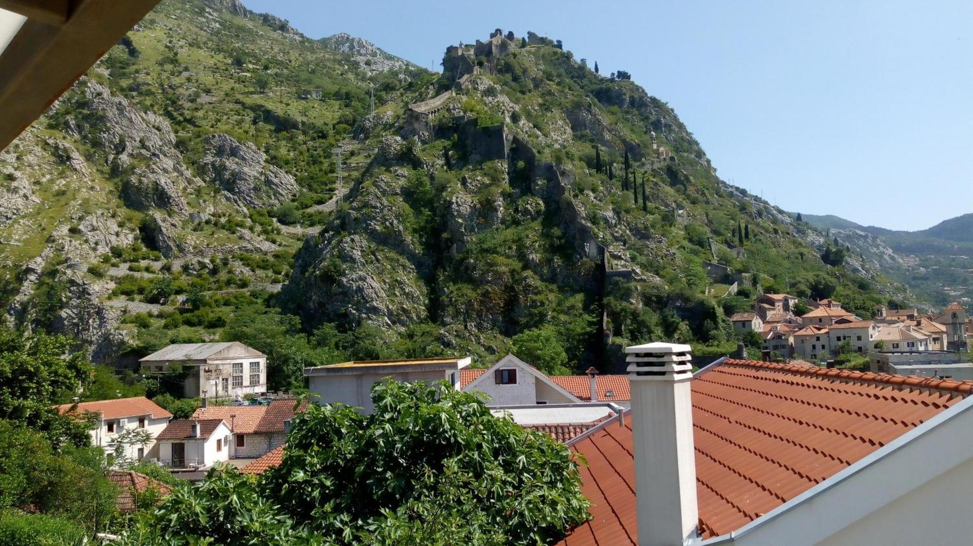 Tea Apartment Kotor Bagian luar foto